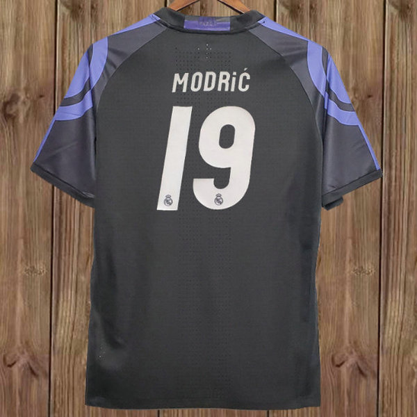 terza maglia modric 19 real madrid 2016-2017 nero uomo